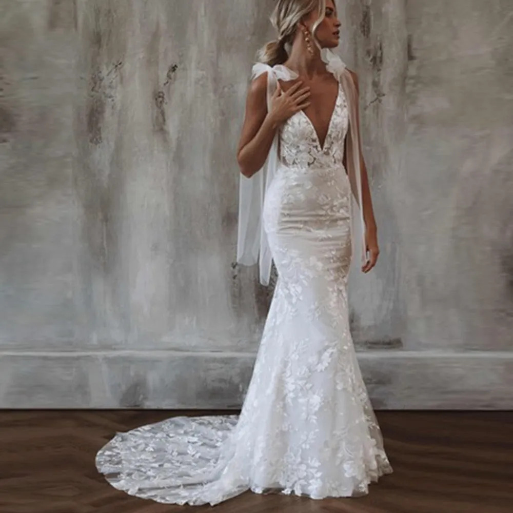 Wedding Dresses Spaghetti Straps With Bow Sleeveless Backless Beach Boho Bridal Gown